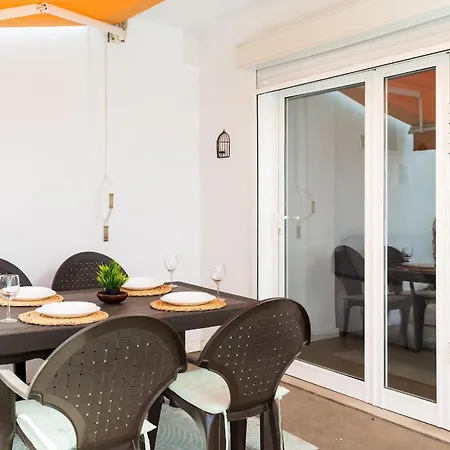 Home2book Sea View With Terrace & Pool Daire